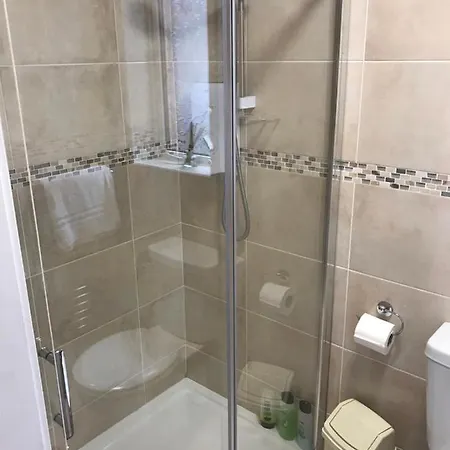 1bedroom Self Contained